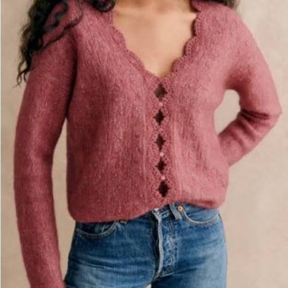 Scalloped Edge Pink Sweater